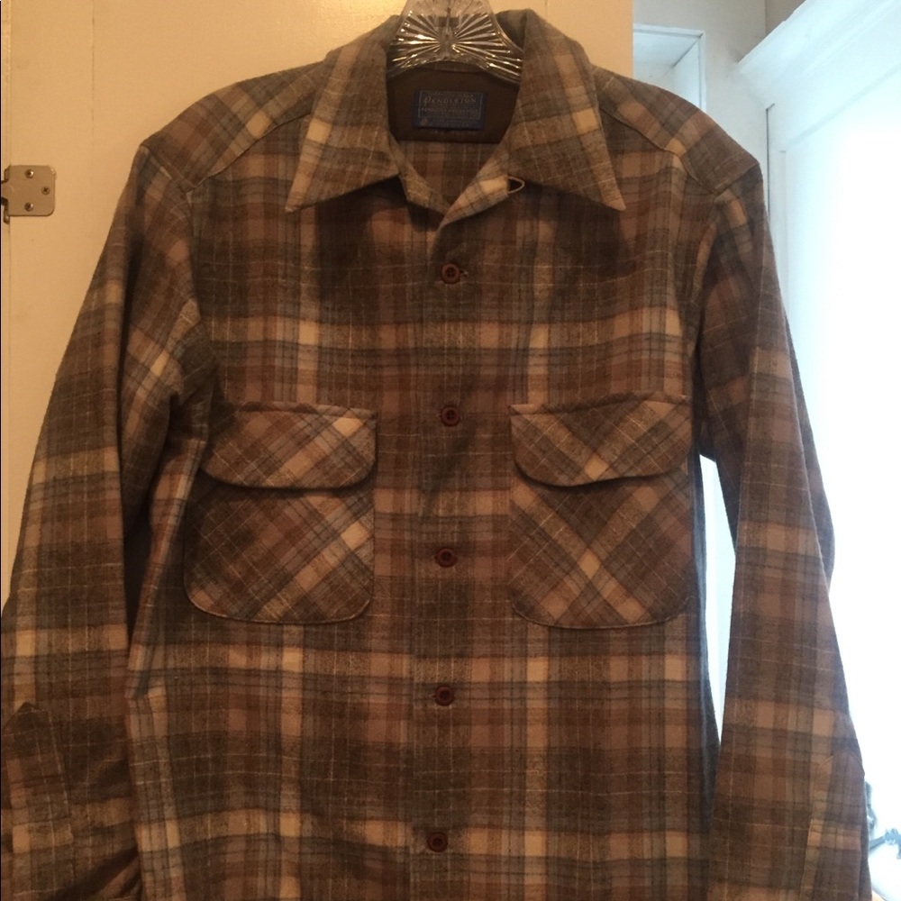 Men’s Pendleton wool button shirt